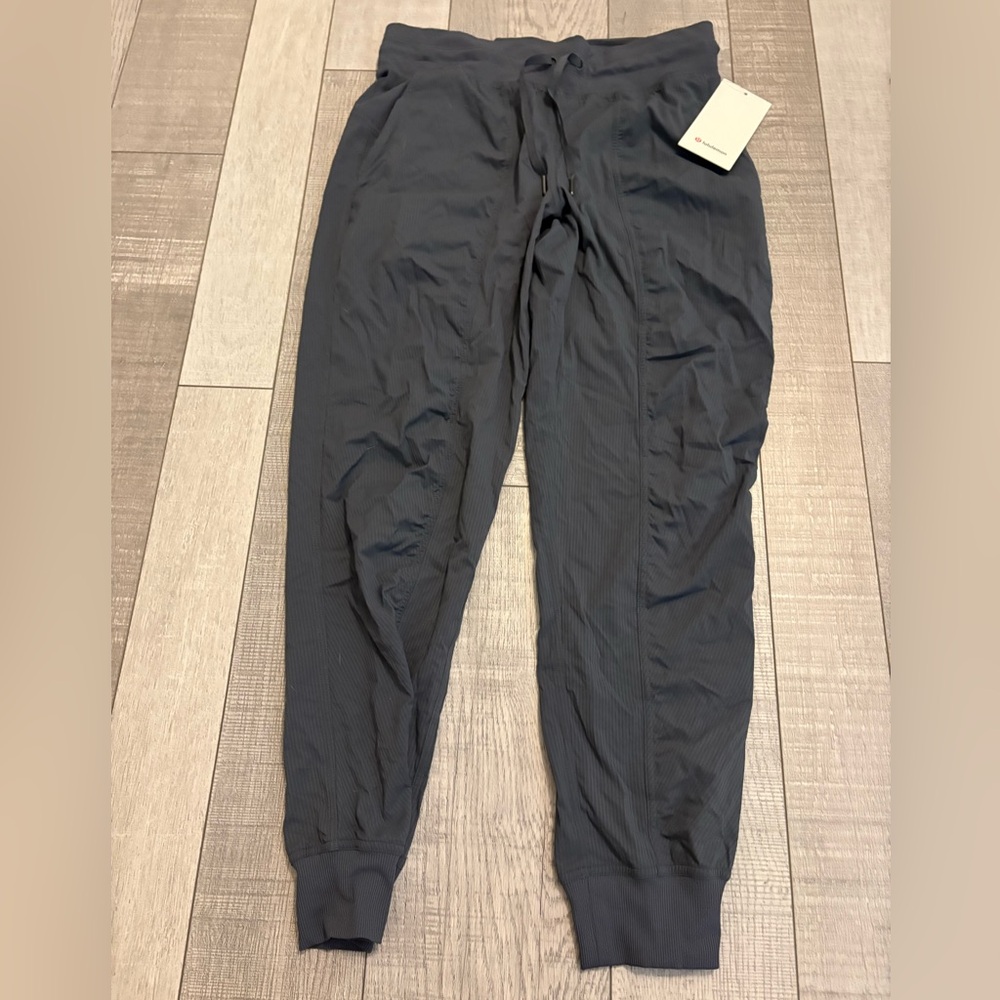 Lululemon dance studio joggers